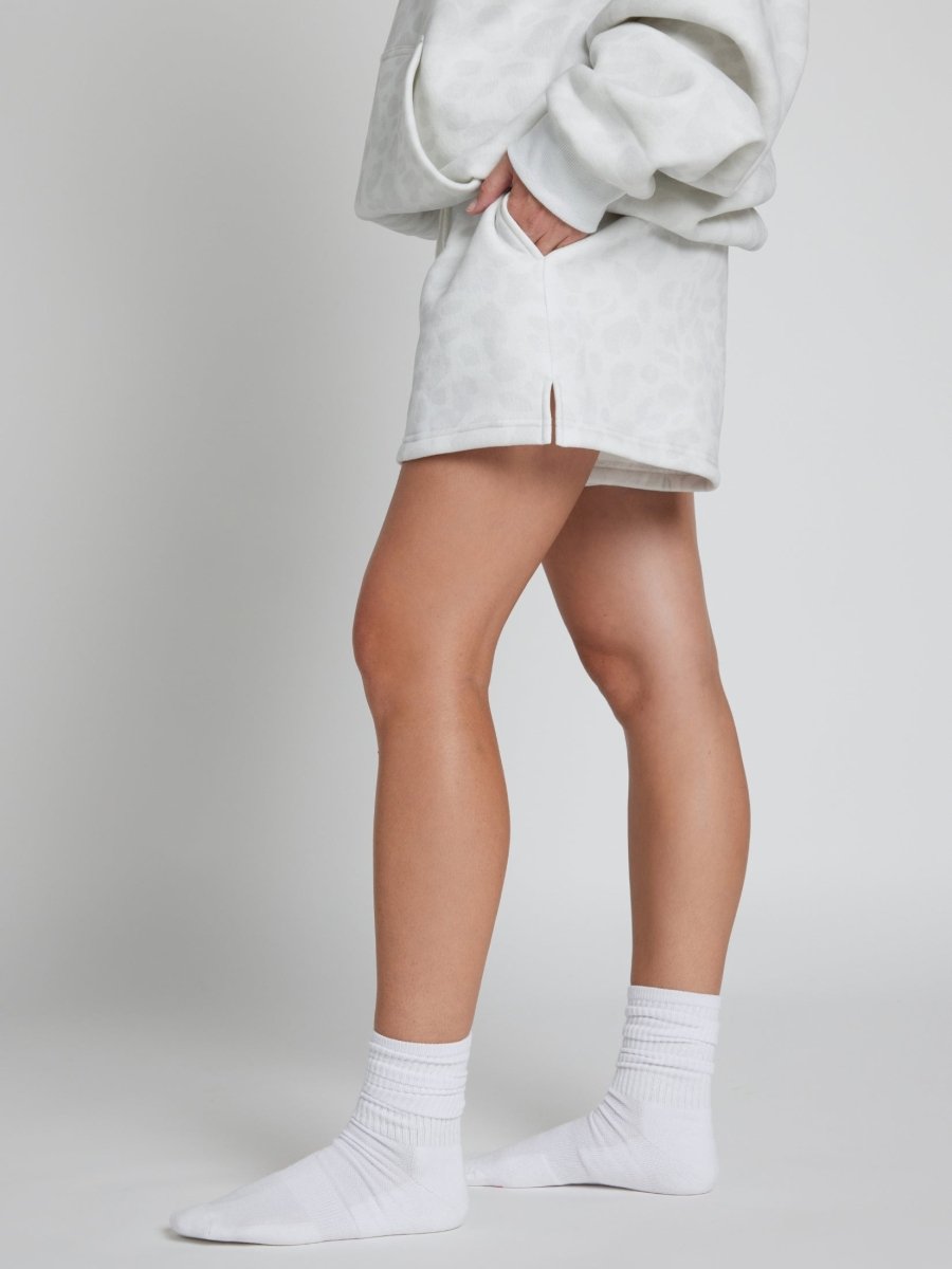 Minimalist Shorts - SANVELIER